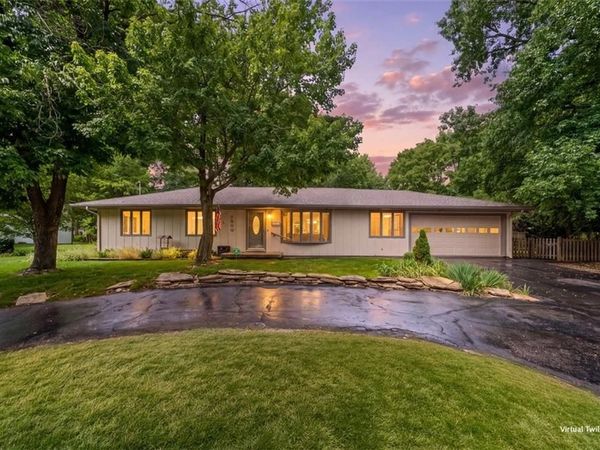 7200 W 83rd Street, Overland Park, KS 66204