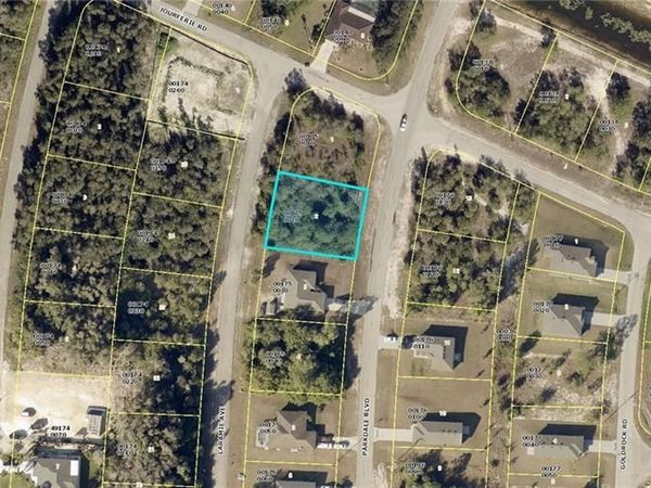 341 Parkdale BLVD , LEHIGH ACRES, FL 33974