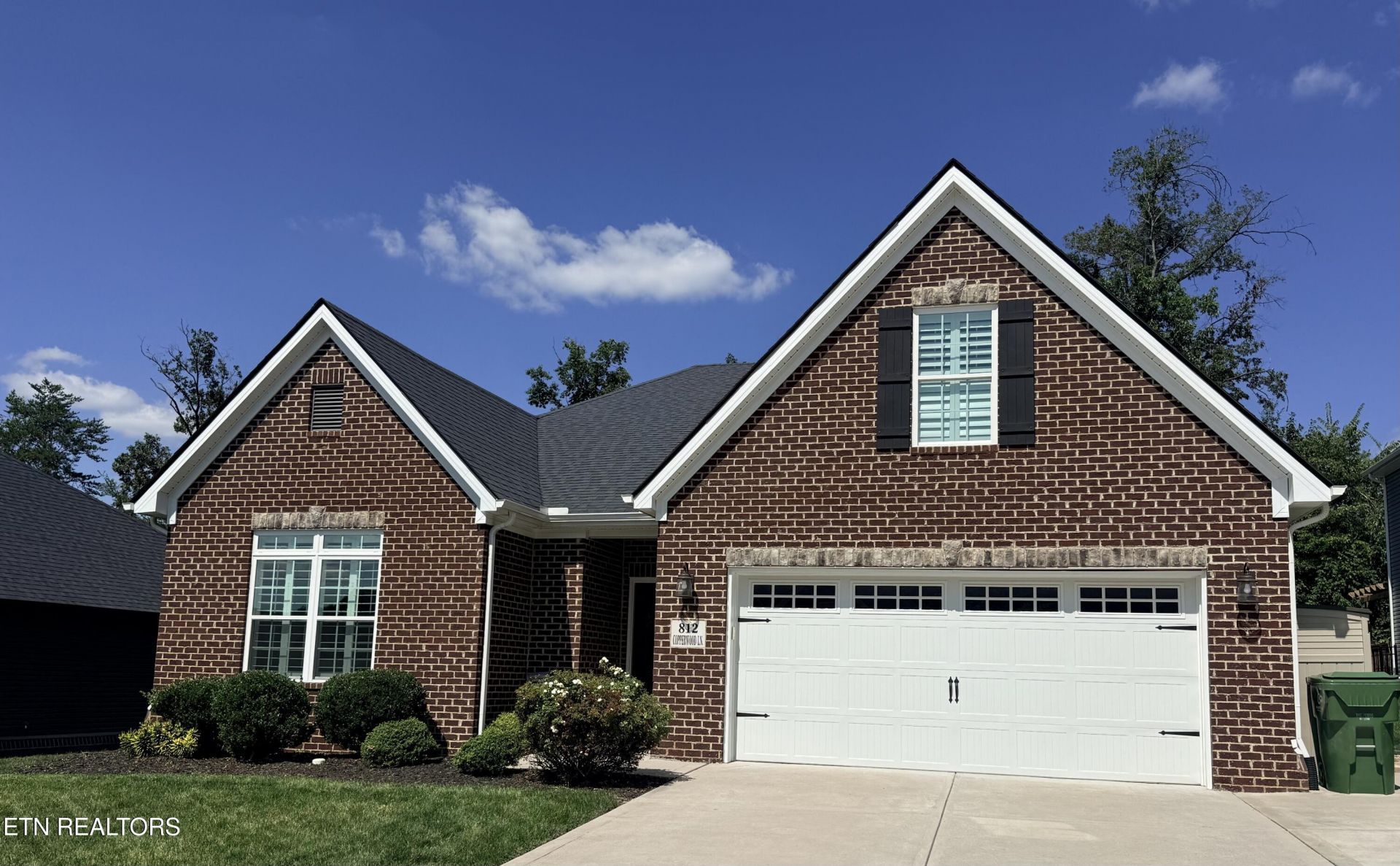 812 Copperwood Lane, Maryville, TN 37801 Main Photo