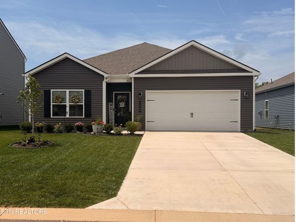 1469 Newbury Lane, Maryville, TN 37803