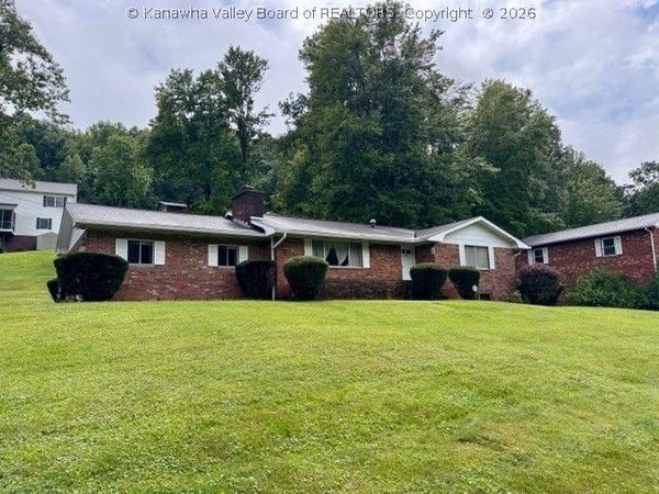 3956 Indian Creek Road, Charleston, WV 25071