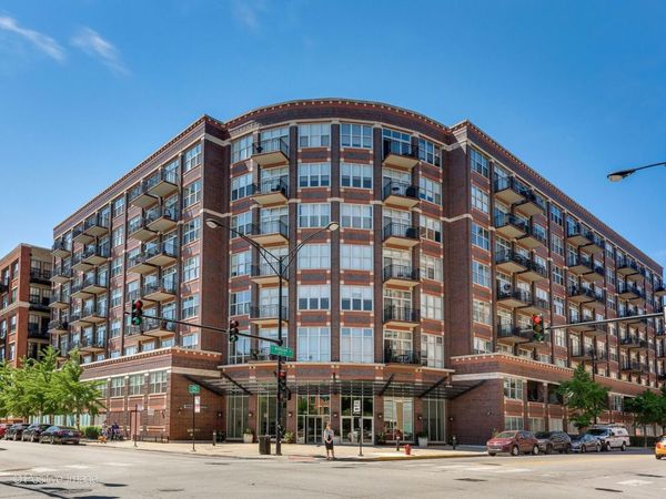 1000 W Adams Street , Unit 322, Chicago, IL 60607