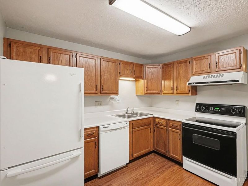 5788 Ashby Court, Miami Twp, OH 45150 Photo 4