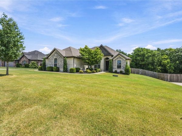 604 Quail Run , Elm Springs, AR 72762