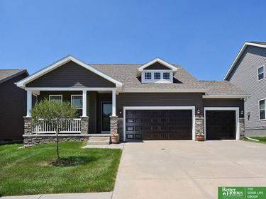8202 N 172nd Street, Bennington, NE 68007