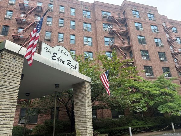 84-01 Main Street, Unit 618, Briarwood, NY 11435