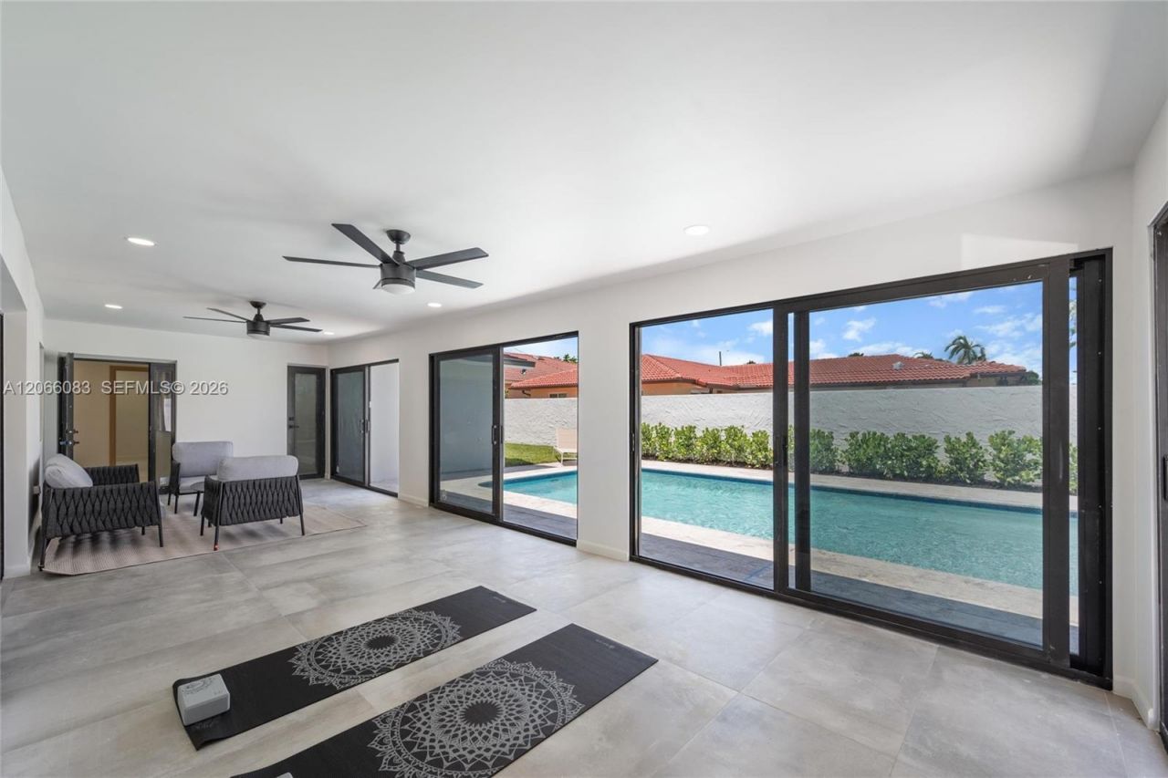 2415 NE 35th Dr, Fort Lauderdale, FL 33308 Photo