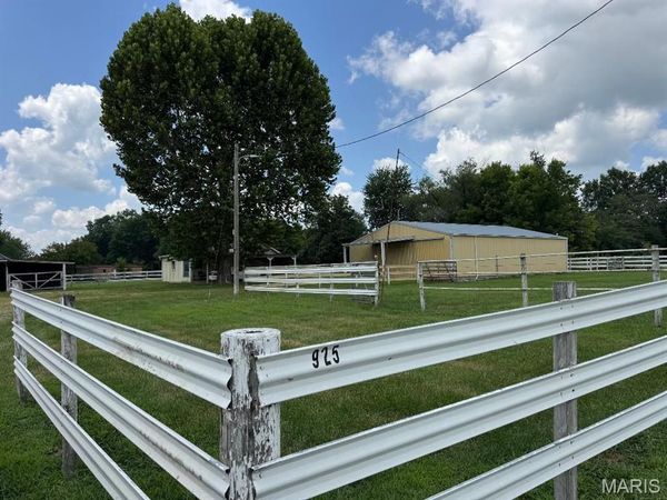 925 Highway KK , Troy, MO 63379