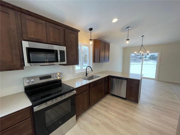 1463 34th Avenue SW, Cambridge, MN 55008
