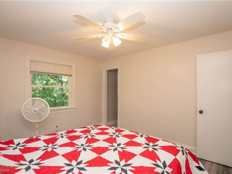374 Woodlawn Reserve Road, Akron, OH 44305 Photo 24