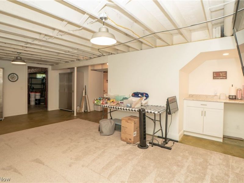 374 Woodlawn Reserve Road, Akron, OH 44305 Photo 35
