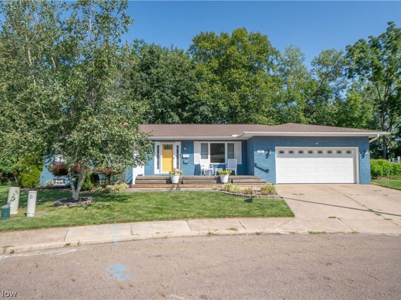 374 Woodlawn Reserve Road, Akron, OH 44305 Photo 4