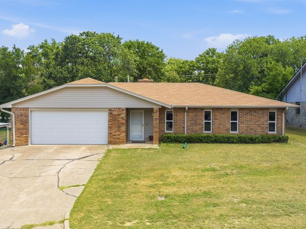 55 Cherry , Healdton, OK 73438
