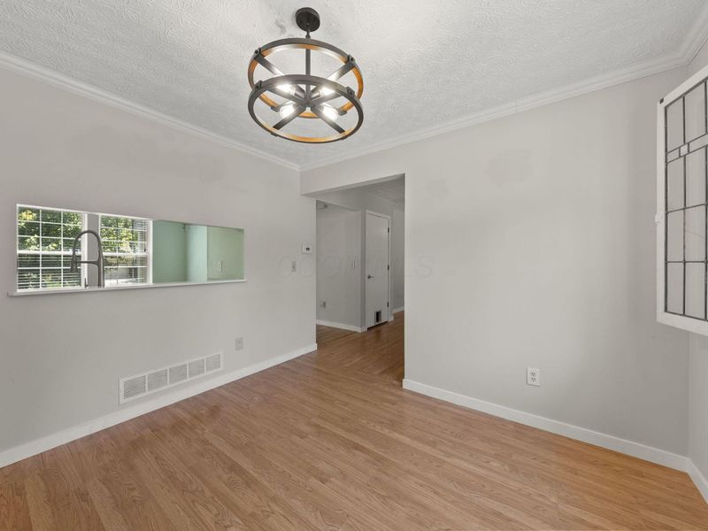 3368 La Coste Lane, Columbus, OH 43228 Photo 10