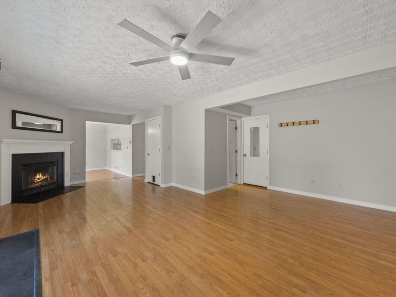 3368 La Coste Lane, Columbus, OH 43228 Photo 12