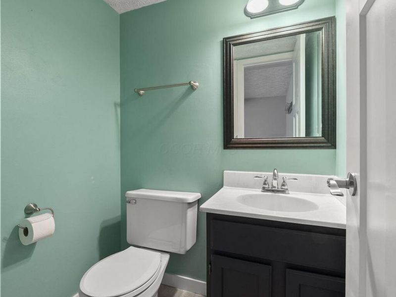 3368 La Coste Lane, Columbus, OH 43228 Photo 17