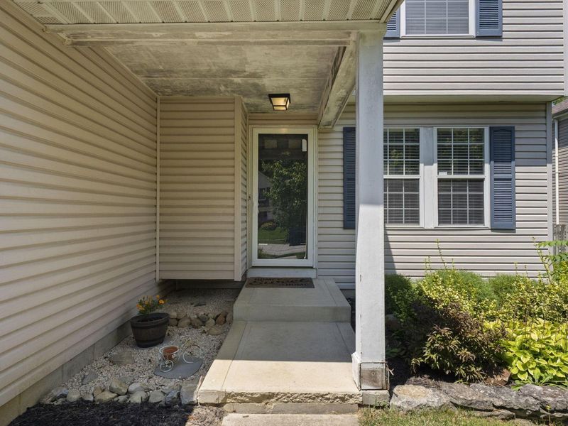 3368 La Coste Lane, Columbus, OH 43228 Photo 3