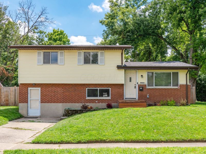 2148 Grice Lane, Dayton, OH 45429 Photo 2