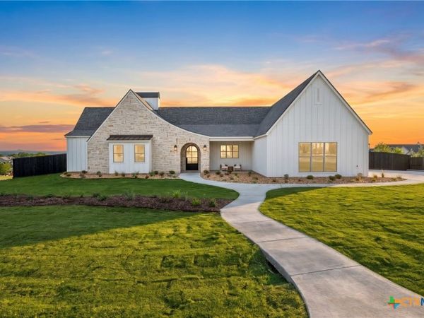 203 Glenview Circle, Belton, TX 76513