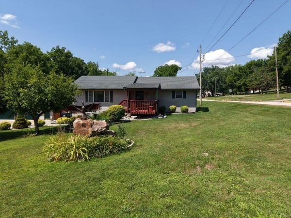 107 High Street, North Freedom, WI 53951
