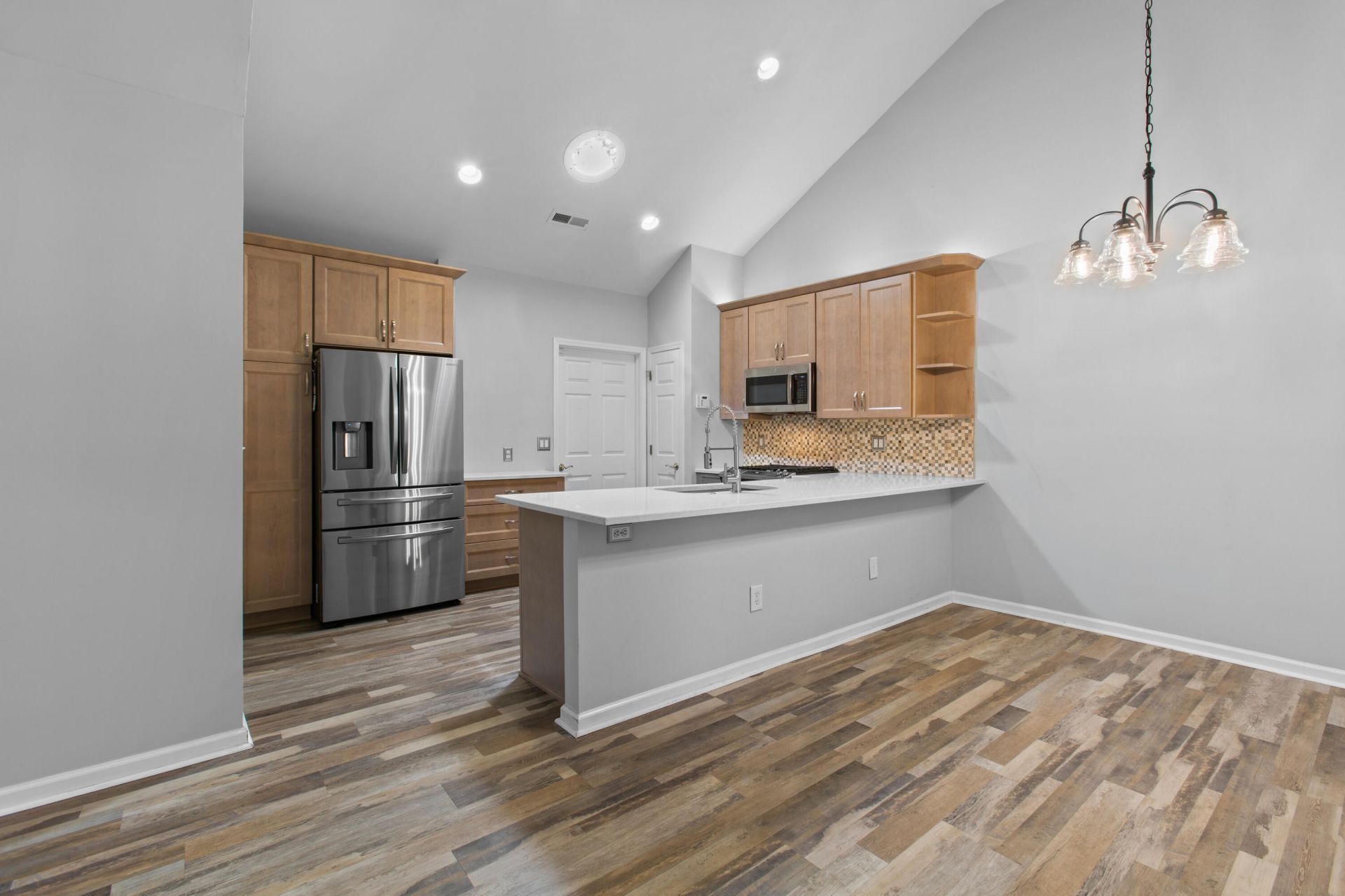 8800 Dorchester Road Photo 10