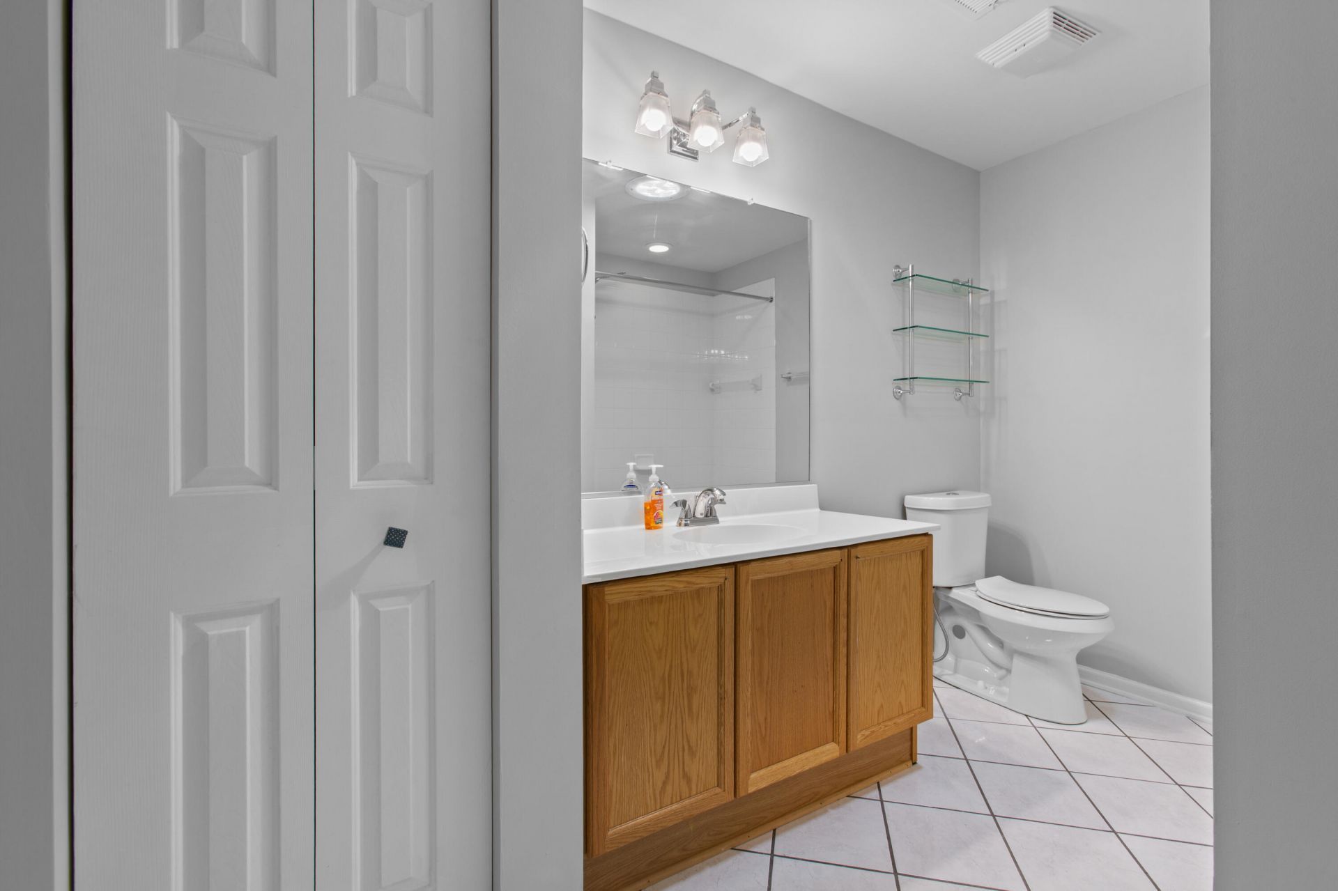 8800 Dorchester Road Photo 26