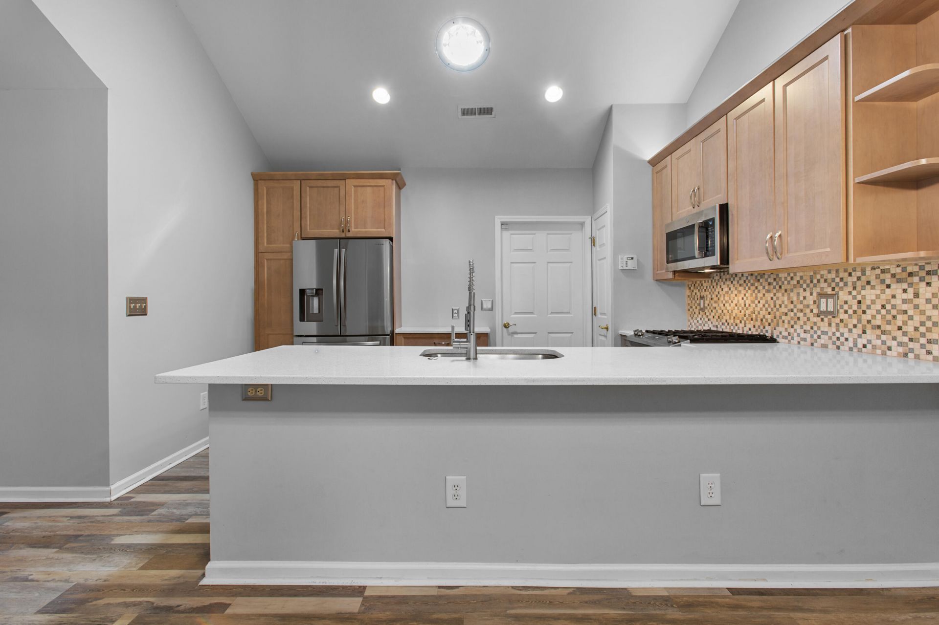 8800 Dorchester Road Photo 34