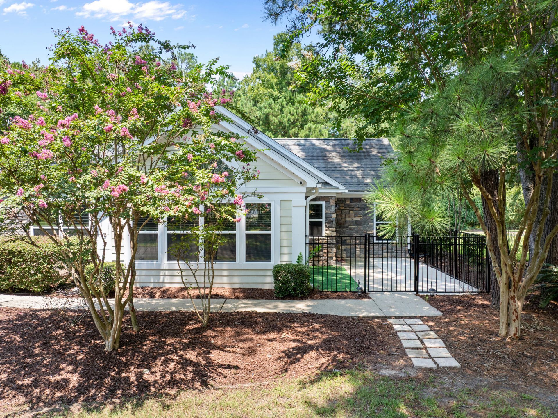8800 Dorchester Road Photo 64