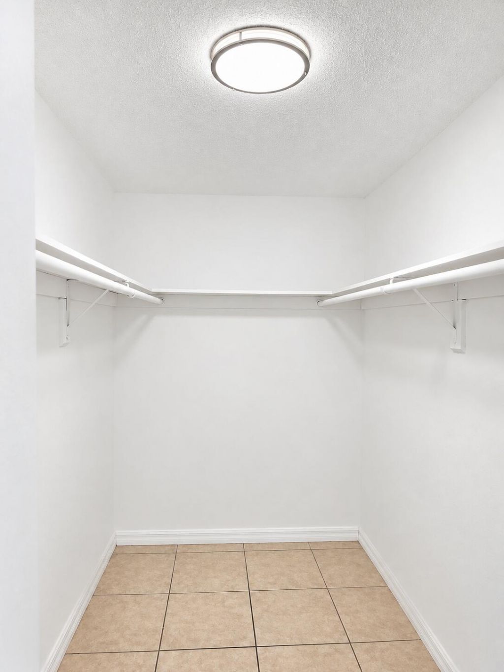 431 Executive Center Drive, Unit 204, West Palm Beach, FL 33401 Photo