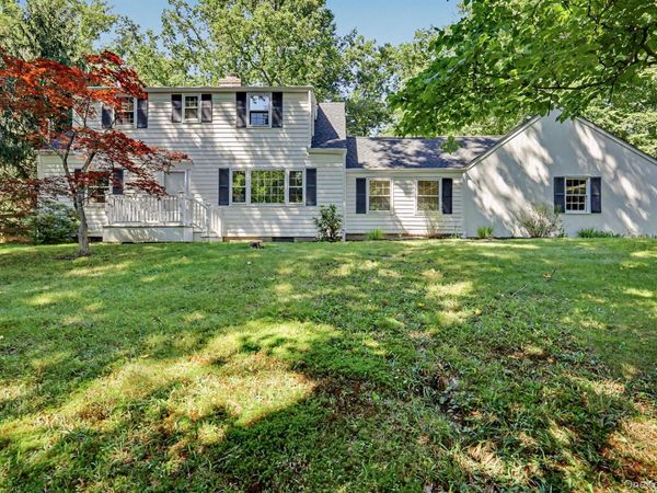 15 Westchester Avenue , Pound Ridge, NY 10576