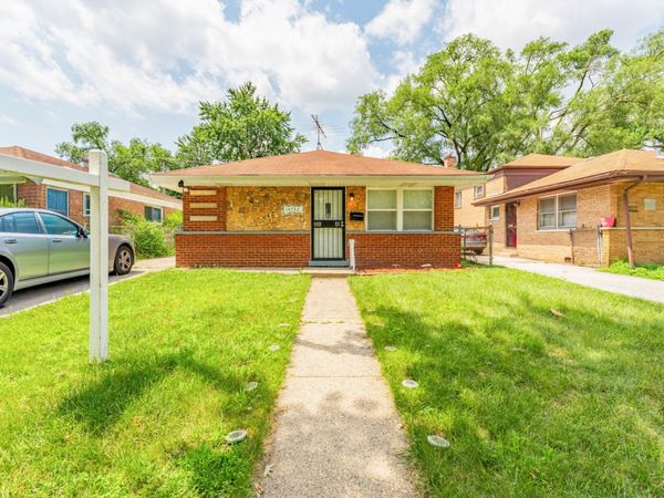 14732 Dorchester Avenue , Dolton, IL 60419
