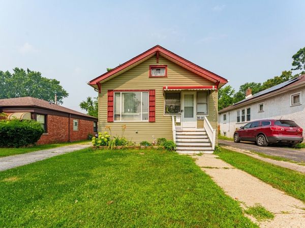 1922 S 18th Avenue , Maywood, IL 60153