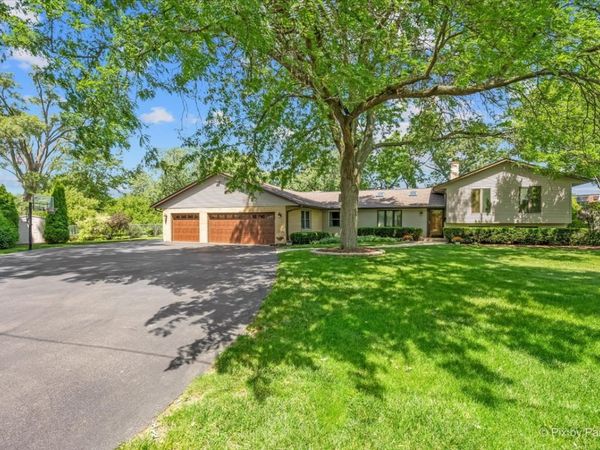 152 Jacquelyn Drive , Bensenville, IL 60106