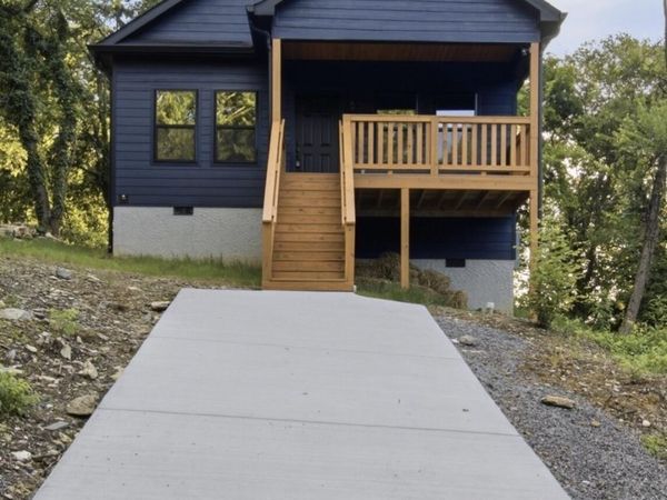 4805 16th Avenue , Chattanooga, TN 37407