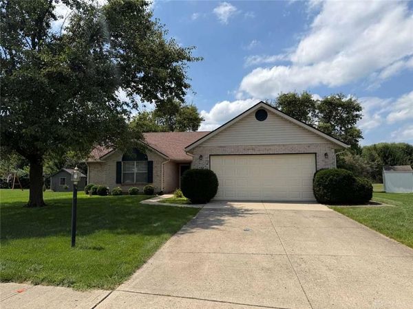 123 Krug Drive, Englewood, OH 45322