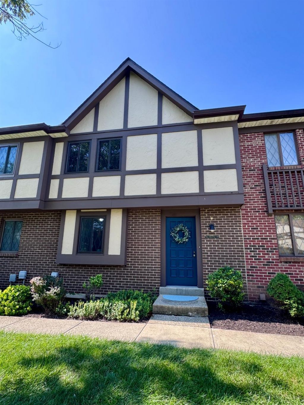 7488 Graystone Court, West Chester, OH 45069 Main Photo