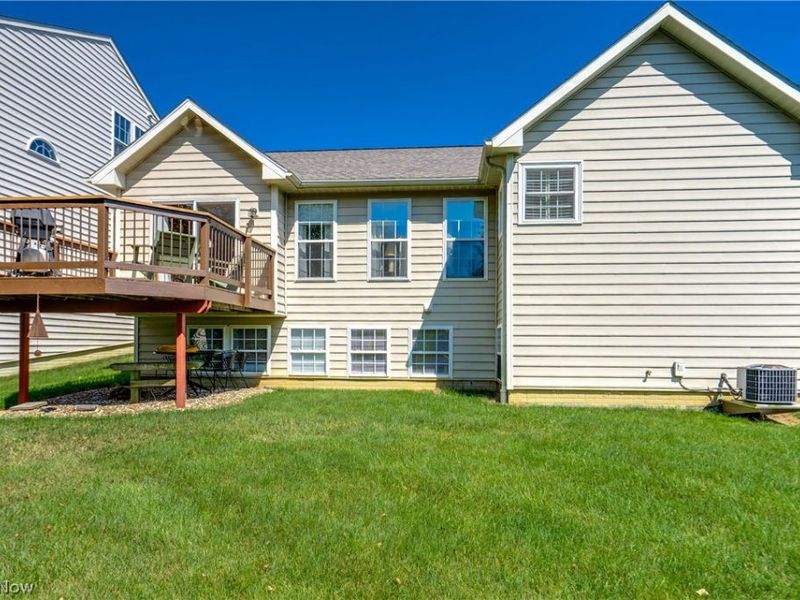 824 Willow Creek Drive, Akron, OH 44333 Photo 23
