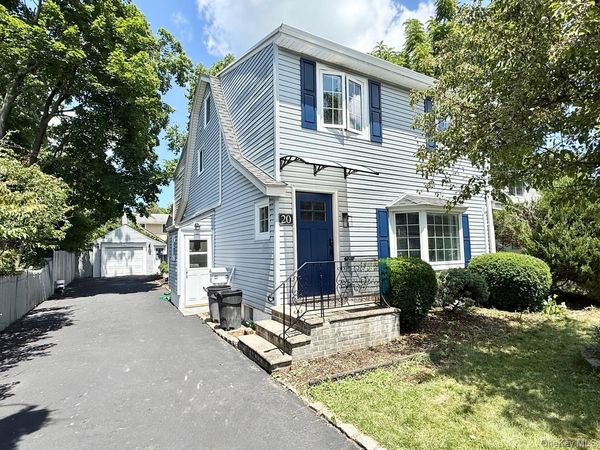 20 Baylis Place , Syosset, NY 11791