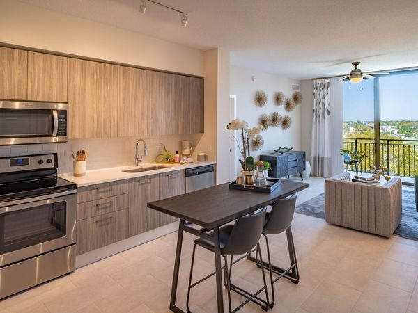 17945 SW 97th Avenue, Unit 220, Palmetto Bay, FL 33157