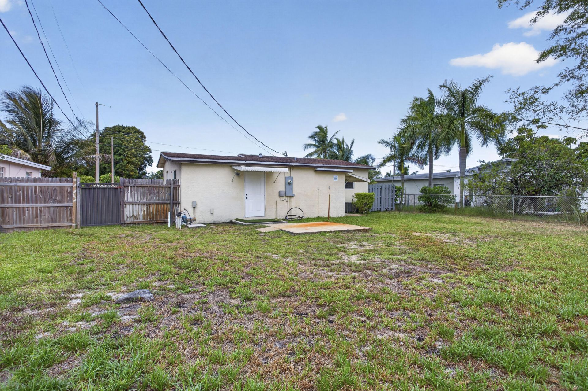 2681 NW 2nd Street, Boynton Beach, FL 33435 Photo