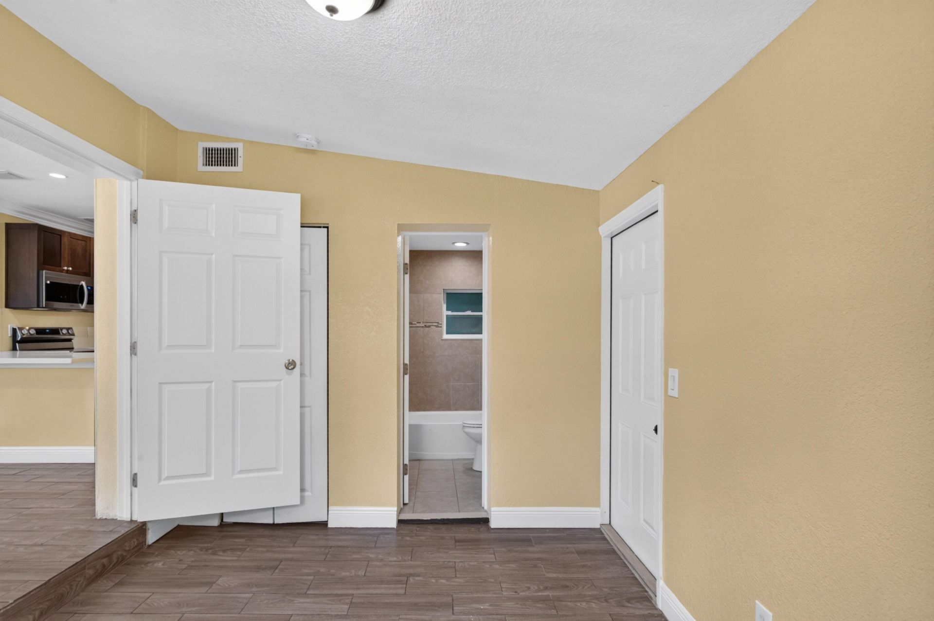2681 NW 2nd Street, Boynton Beach, FL 33435 Photo