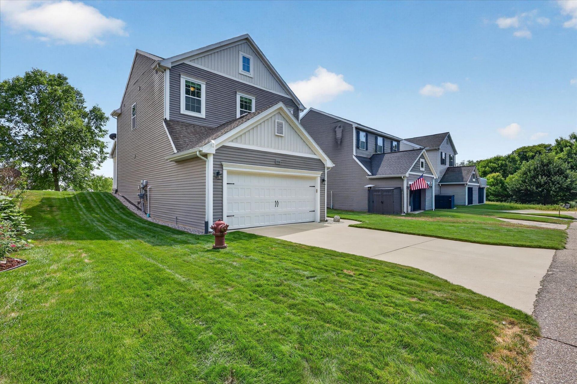 1314 Highland Hill, Lowell, MI 49331 Main Photo