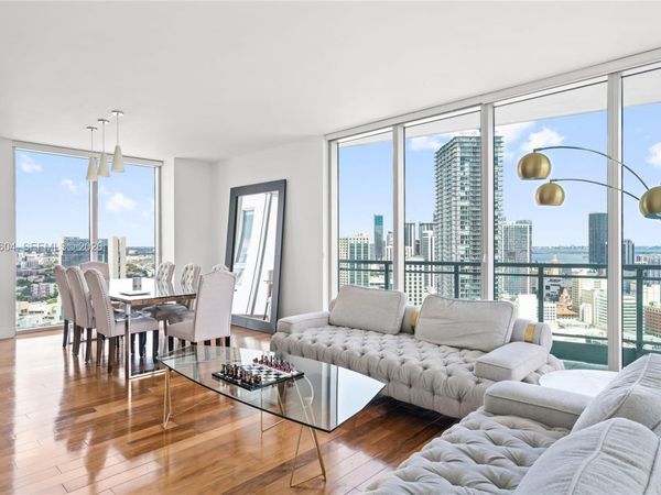 90 SW 3rd St , Unit 3504, Miami, FL 33130