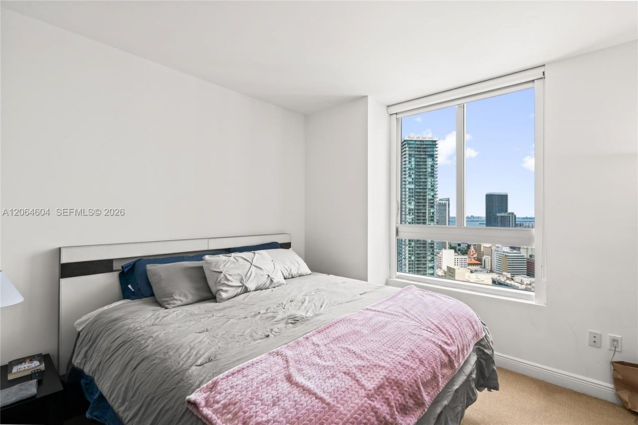 90 SW 3rd St , Unit 3504, Miami, FL 33130 Photo