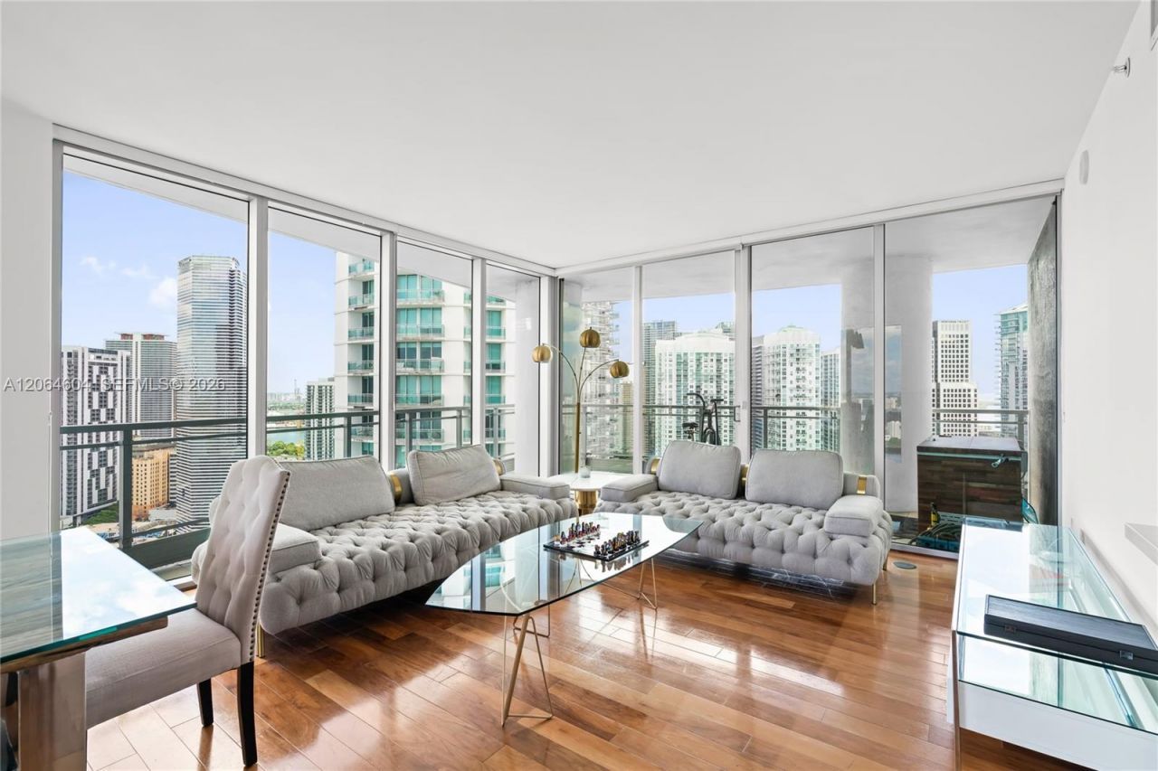 90 SW 3rd St , Unit 3504, Miami, FL 33130 Photo