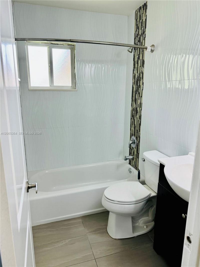 6625 Winfield Blvd, Unit 4-D, Margate, FL 33063 Photo