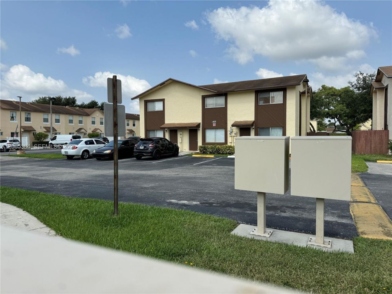 6625 Winfield Blvd, Unit 4-D, Margate, FL 33063 Photo