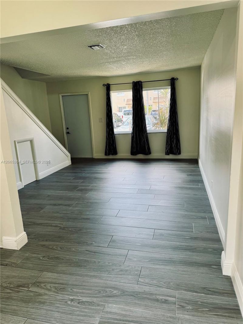 6625 Winfield Blvd, Unit 4-D, Margate, FL 33063 Photo