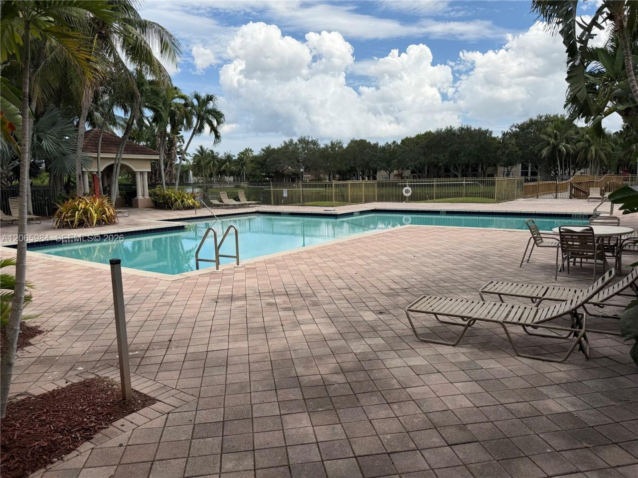 2427 Centergate Dr , Unit 301, Miramar, FL 33025 Photo