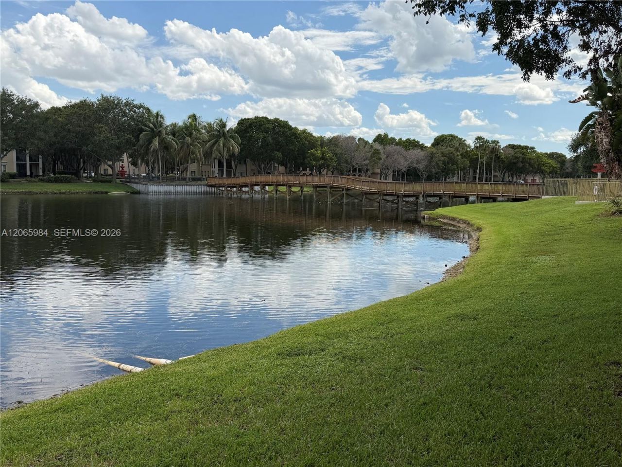 2427 Centergate Dr , Unit 301, Miramar, FL 33025 Photo